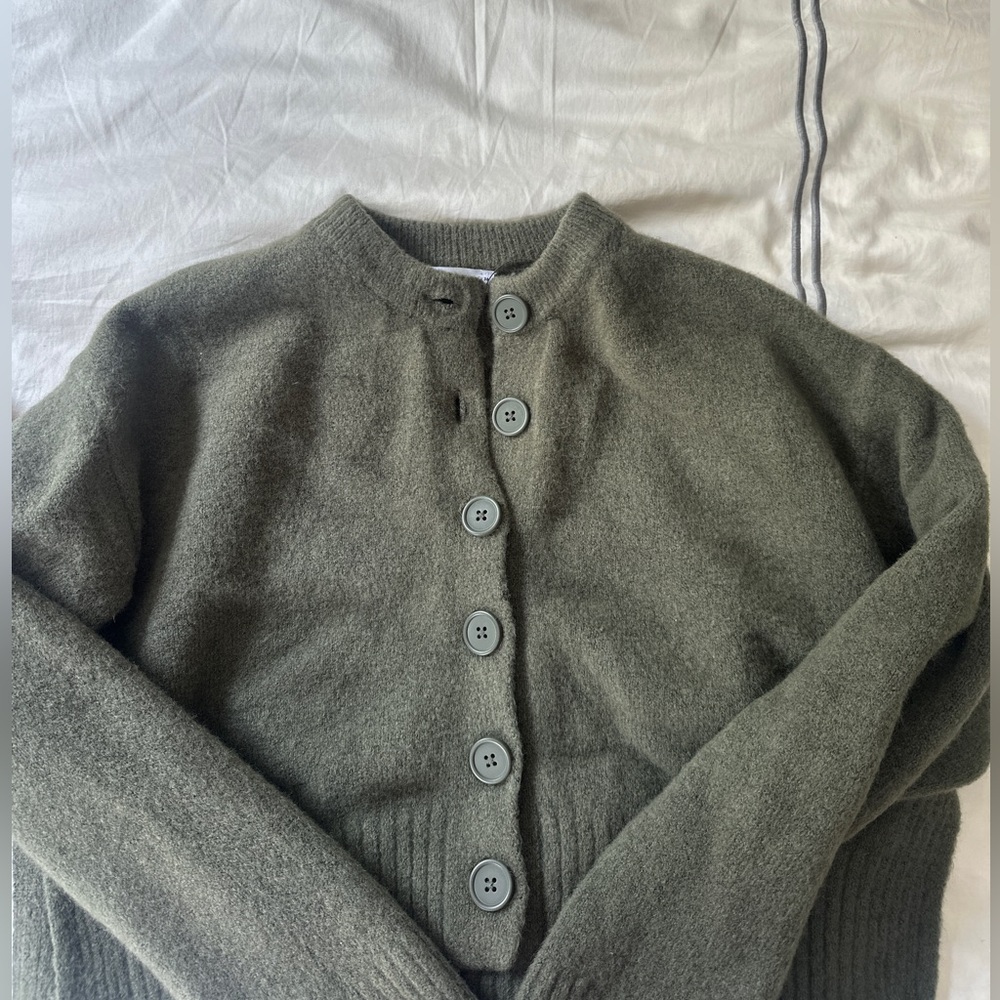 Zara Olive Green Button-Up Cardigan